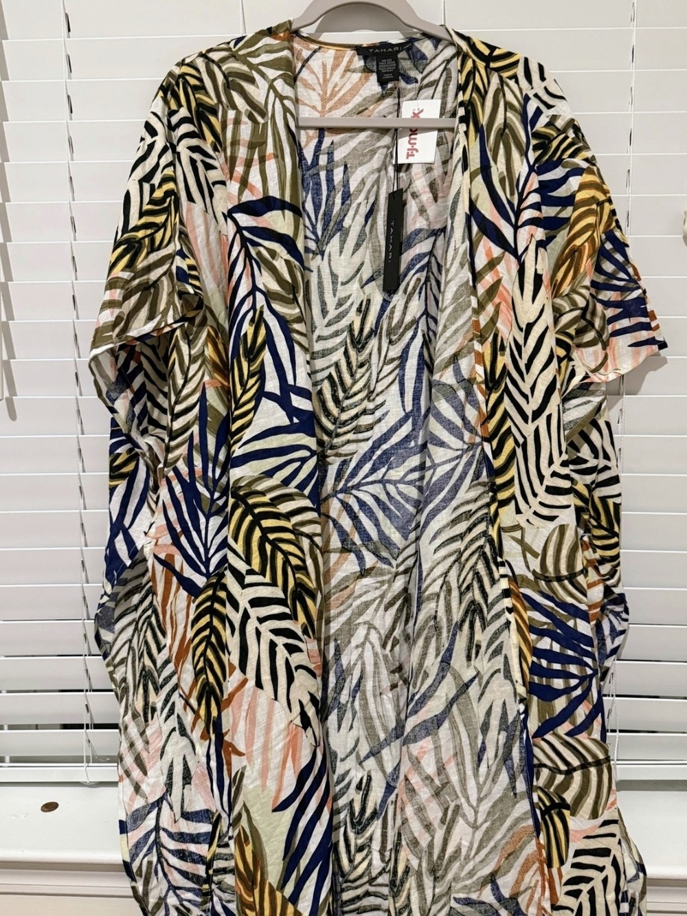Tahari Multicolor Leaf Print Open-Front Kimono